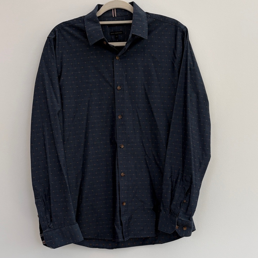 RW&CO. Men's Dark Navy Button-Down Shirt with Subtle Dot Print